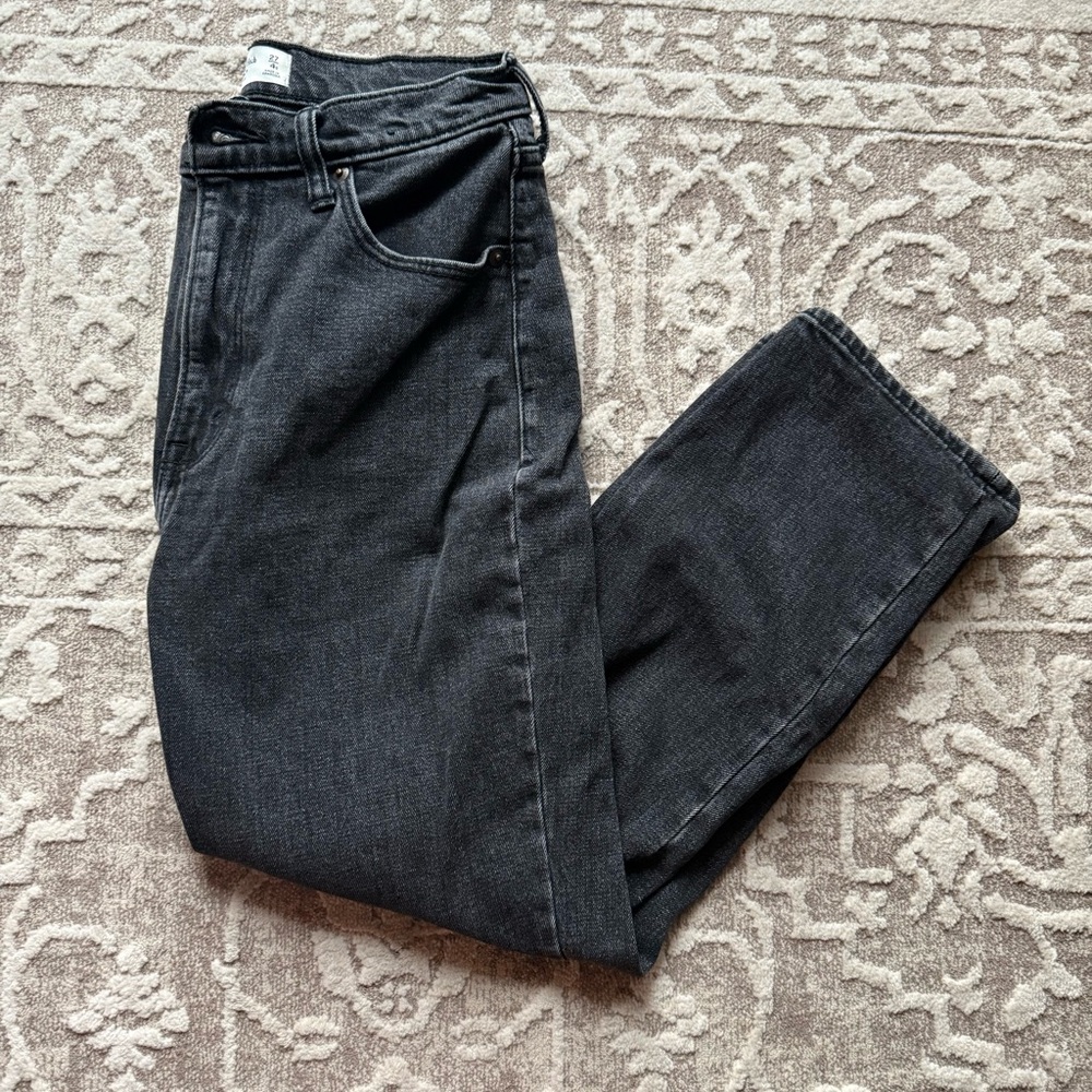 Abercrombie Curve Love The Ankle Straight Ultra High Rise